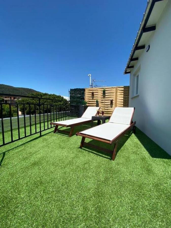 Rooftop Apartment With Garden In Ioannina Exterior photo