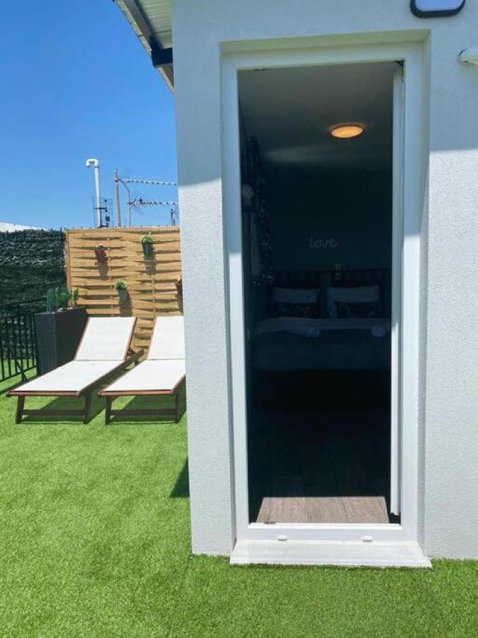 Rooftop Apartment With Garden In Ioannina Exterior photo